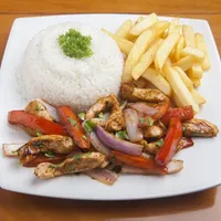 SALTADO DE POLLO